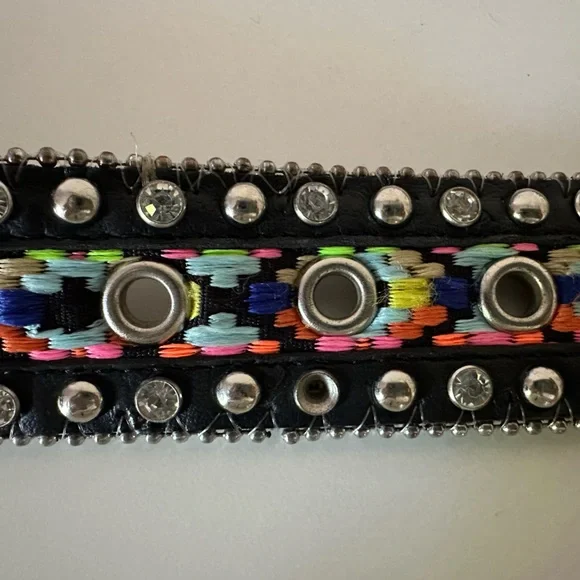 WB Atlas Women’s Cowgirl Gypsy Belt with Aztec Design S - Picture 8 of 10